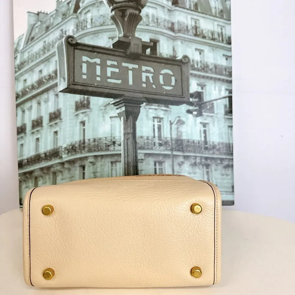 Coach C6494 X Jennifer Lopez Dempsey Tote 22 With Nyc Skyline In Cream